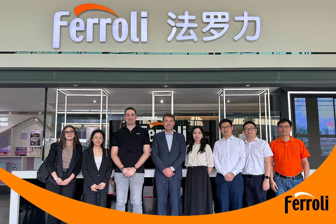 意大利驻广州总领事一行参访122cc太阳集成游戏中国广东生产基地